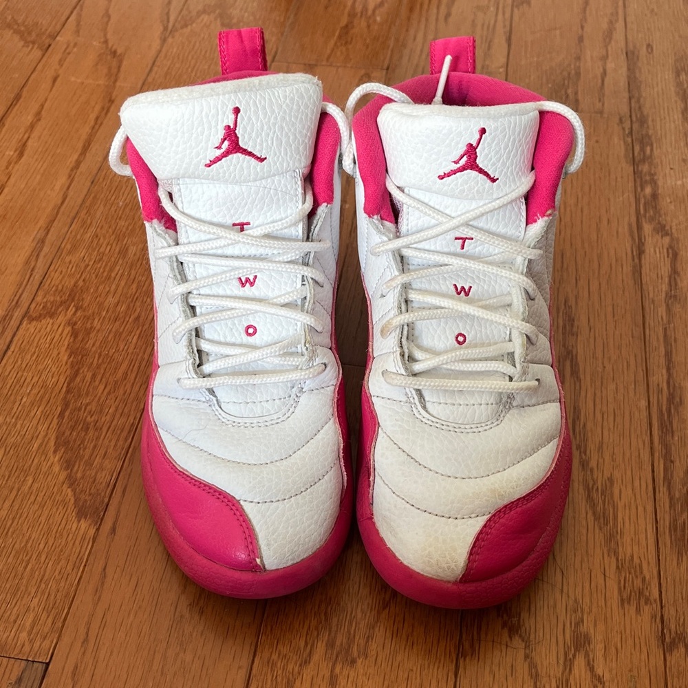 Air Jordan 12 Retro Dynamic Pink White Shoes Size 2Y